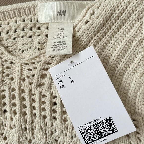 H&M halter crochet tie top in cream new with tags. Size L. - Picture 4 of 4